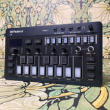 Roland Aira Compact J-6 Chord Synthesizer