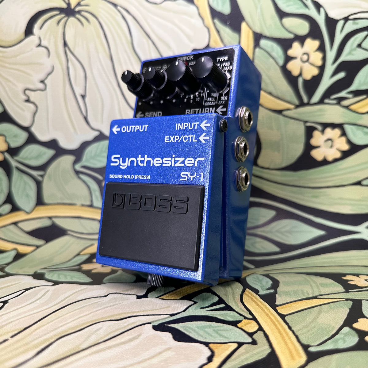 Boss SY-1 Synthesizer – eastside music supply