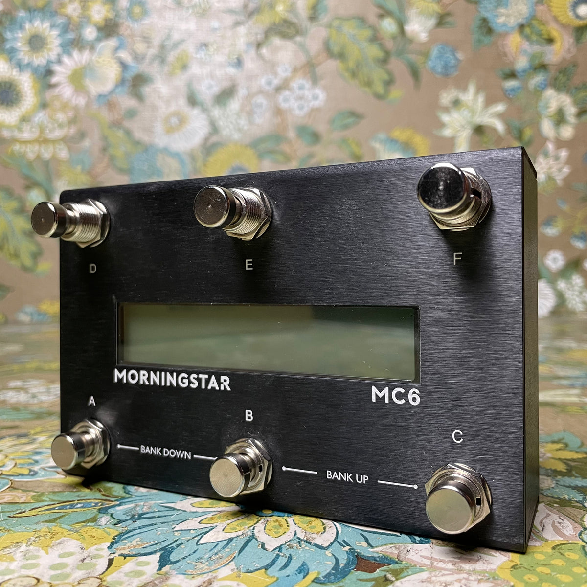 Morningstar Engineering MC6 MKII Midi Controller – eastside music