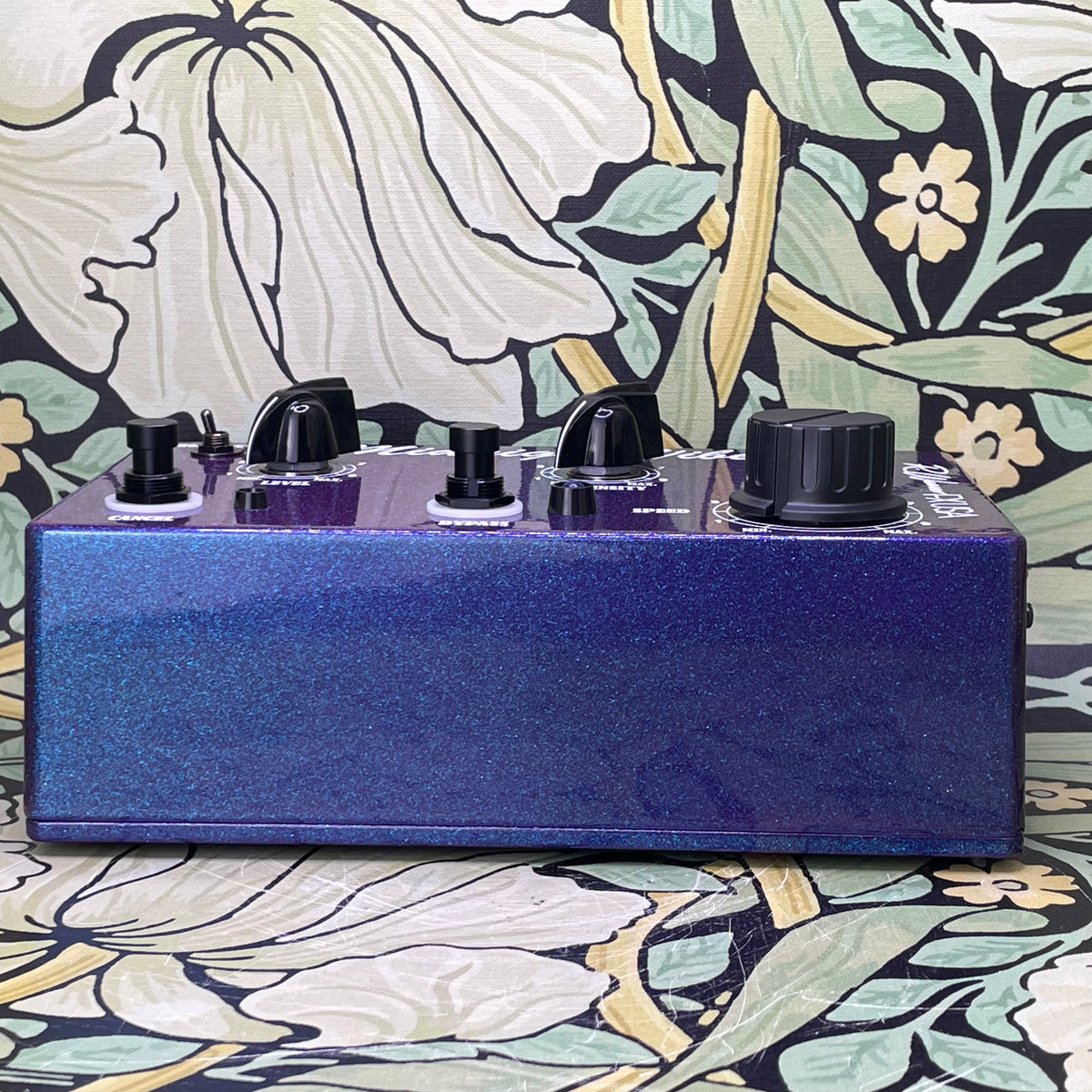 ギター R Weaver Midnight Vibe Midnight Vibe - Blue – Jimmy Wallace Guitars