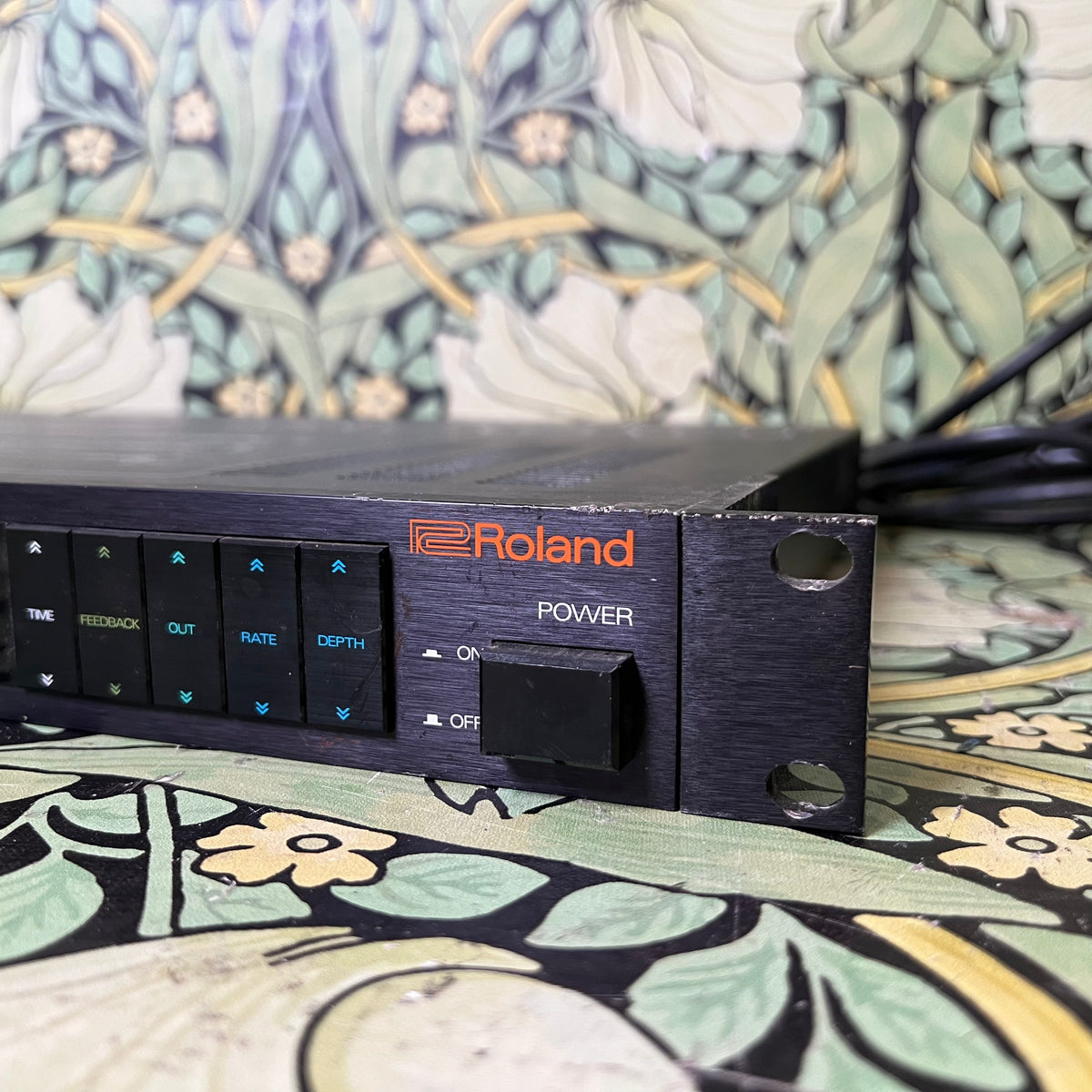Roland SDE-3000 Digital Delay Rack Unit – eastside music supply