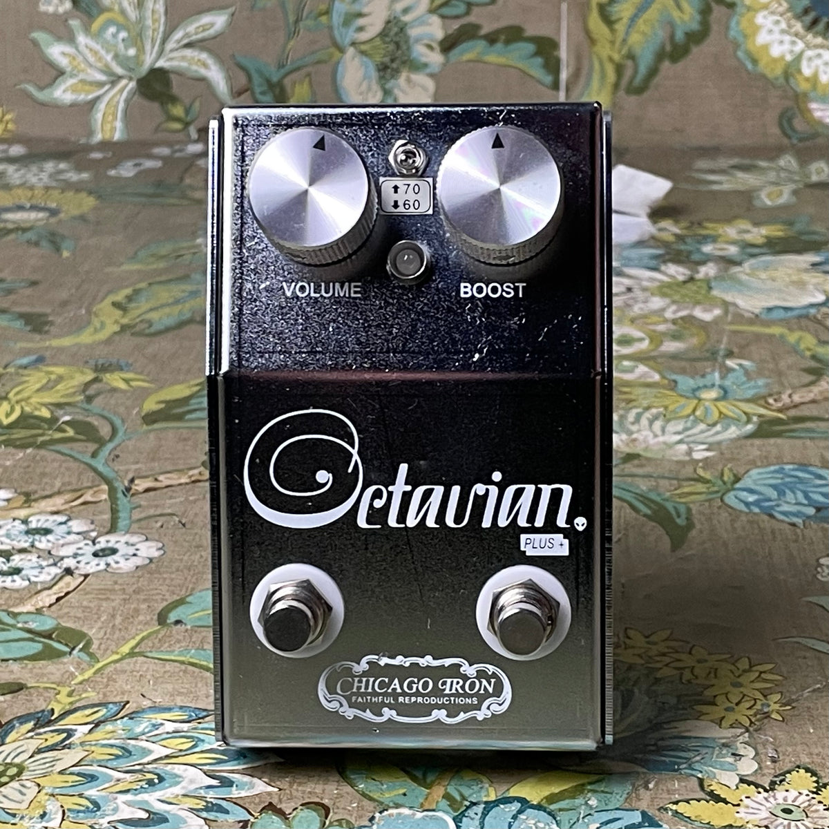 octavian pedal Chicago Iron Octavian Plus – eastside music supply
