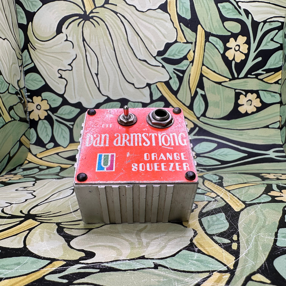 Dan Armstrong Orange Squeezer – eastside music supply