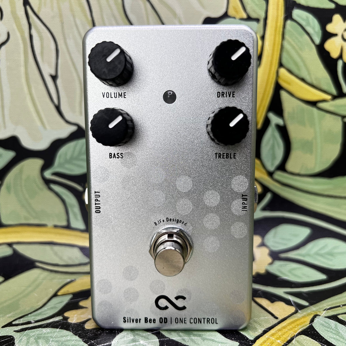 ギター One Control Silver Bee Overdrive One Control Silver Bee