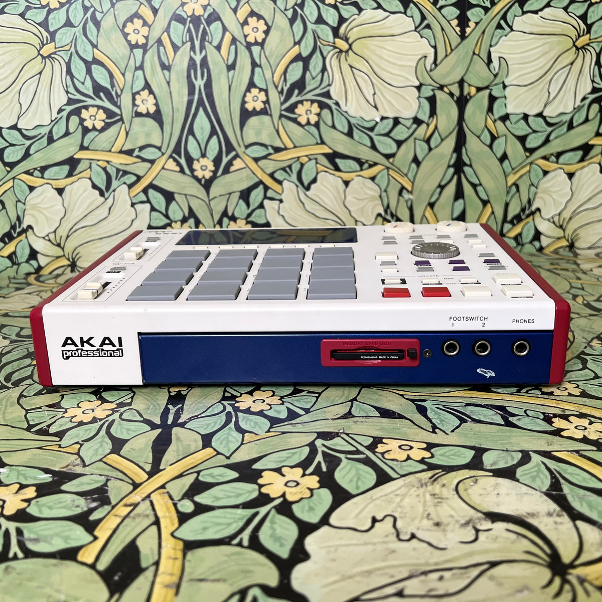 Akai MPC1000 – eastside music supply