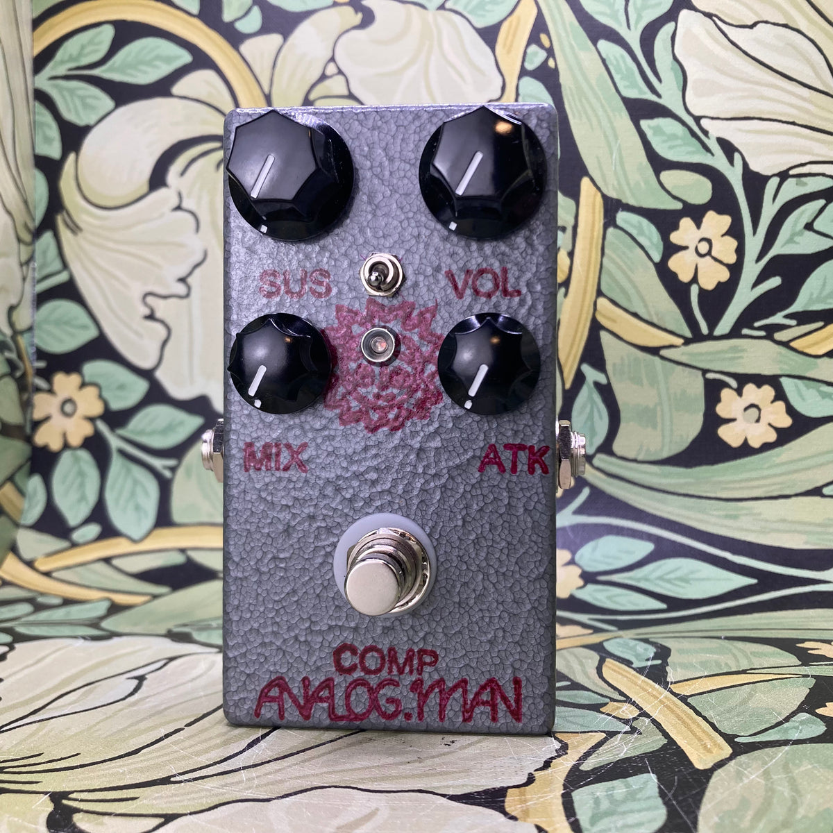 Analogman Small CompROSSor Compressor Rev5 w/ Ryck Toggle