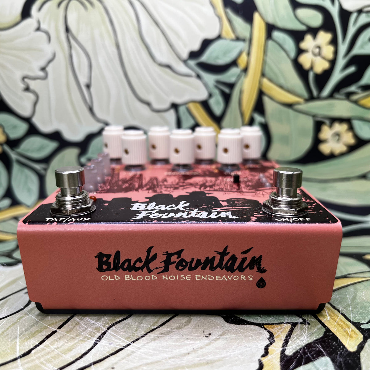 ギター Old Blood Noise Endeavors Black Fountain Old Blood Noise Endeavors — Black Fountain Stereo