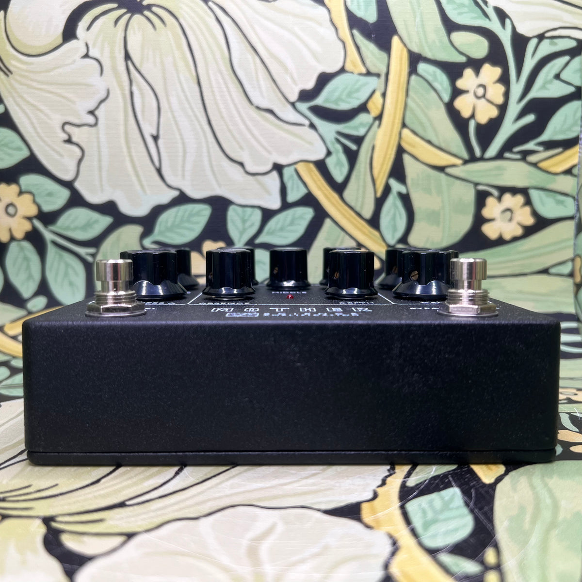 ギター Science Amplification Mother Preamp Science Amplification Mother Preamp Pedal – Chicago Music