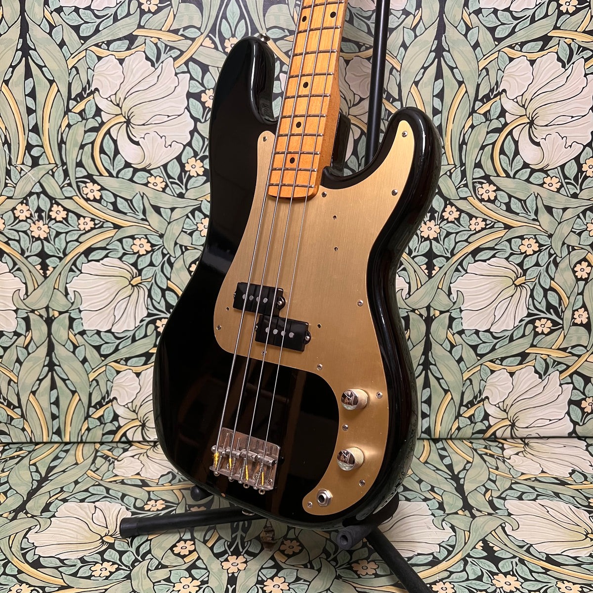 Tokai TPB-57 Black 1984 – eastside music supply