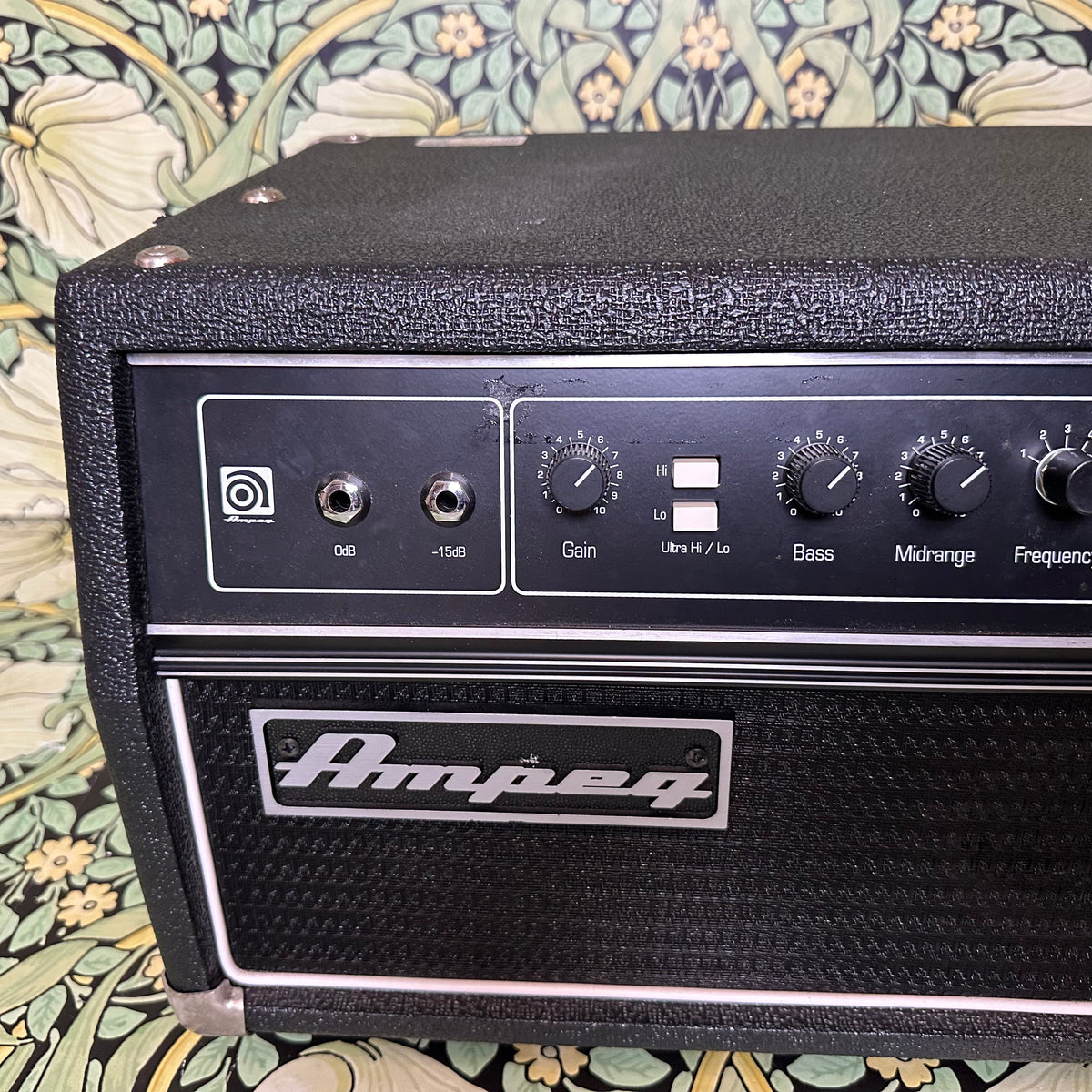 Ampeg SVTCL Classic 300 Watt Bass Amp Head eastside music supply