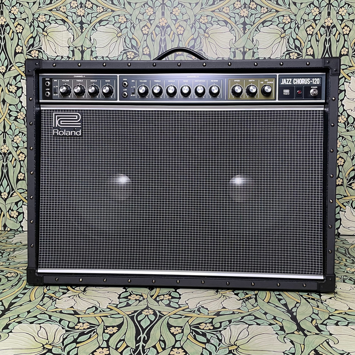 Roland JC-120 Jazz Chorus – eastside music supply Roland JC-120 Jazz Chorus – eastside music supply