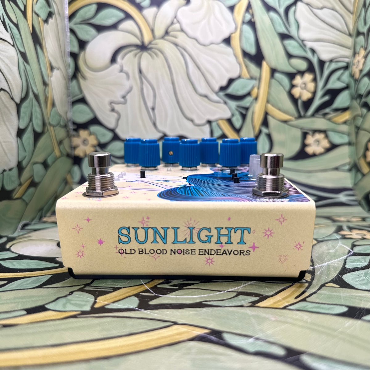 Old Blood Noise Endeavors Sunlight Stereo - Yellow – eastside