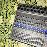 Zoom LiveTrak L-20