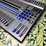 Zoom LiveTrak L-20
