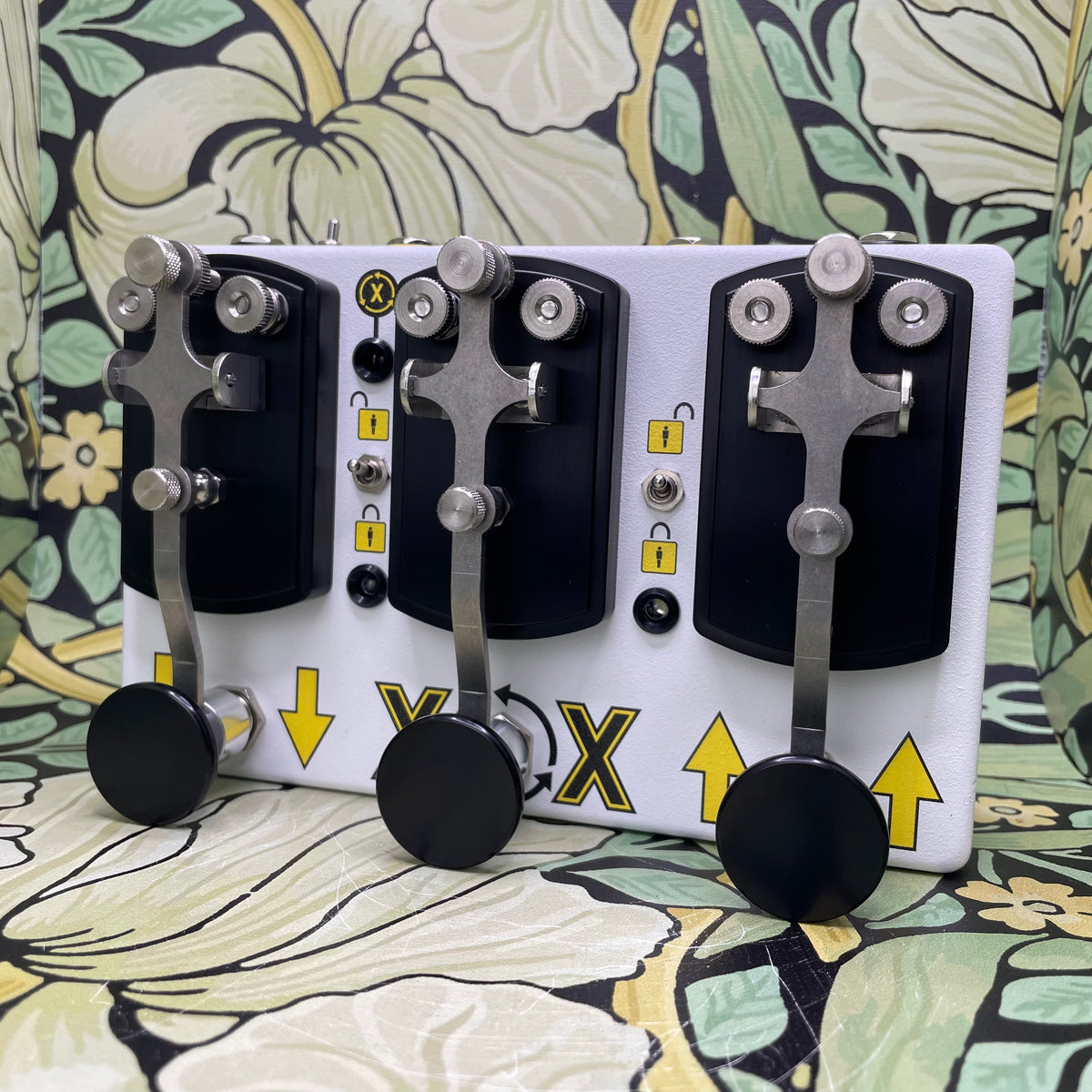 third man records pedals Coppersound Pedals + Third Man Hardware Triplegraph