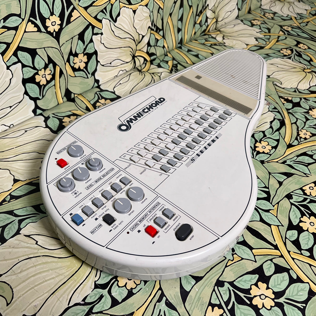 Suzuki Omnichord OM84 System Two eastside music supply