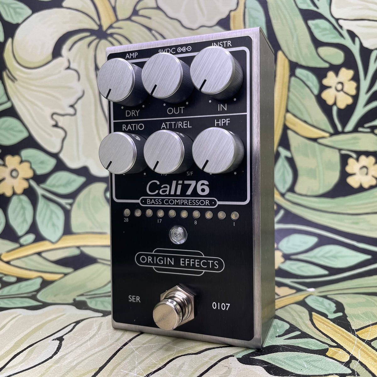 Origin Effects Cali76 Bass Compressor – eastside music supply