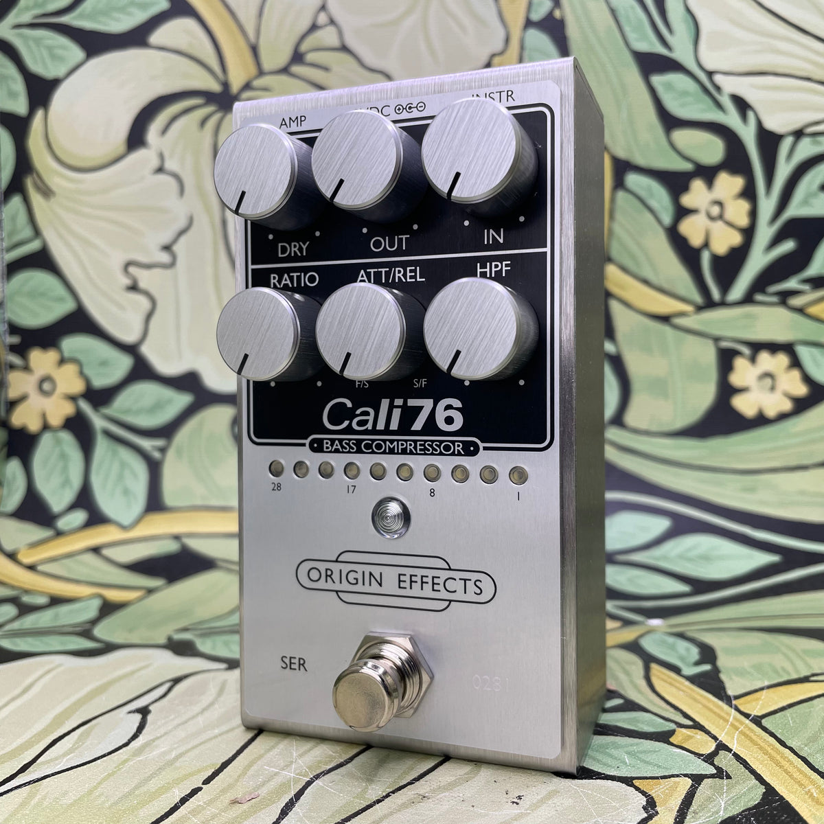 Origin Effects Cali76 Bass Compressor Standard – eastside
