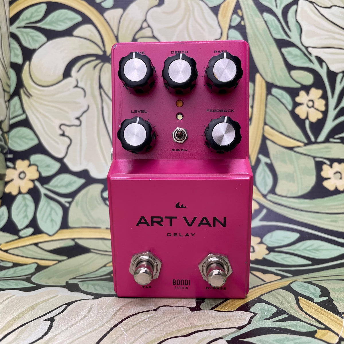 Bondi Effects Art Van Delay