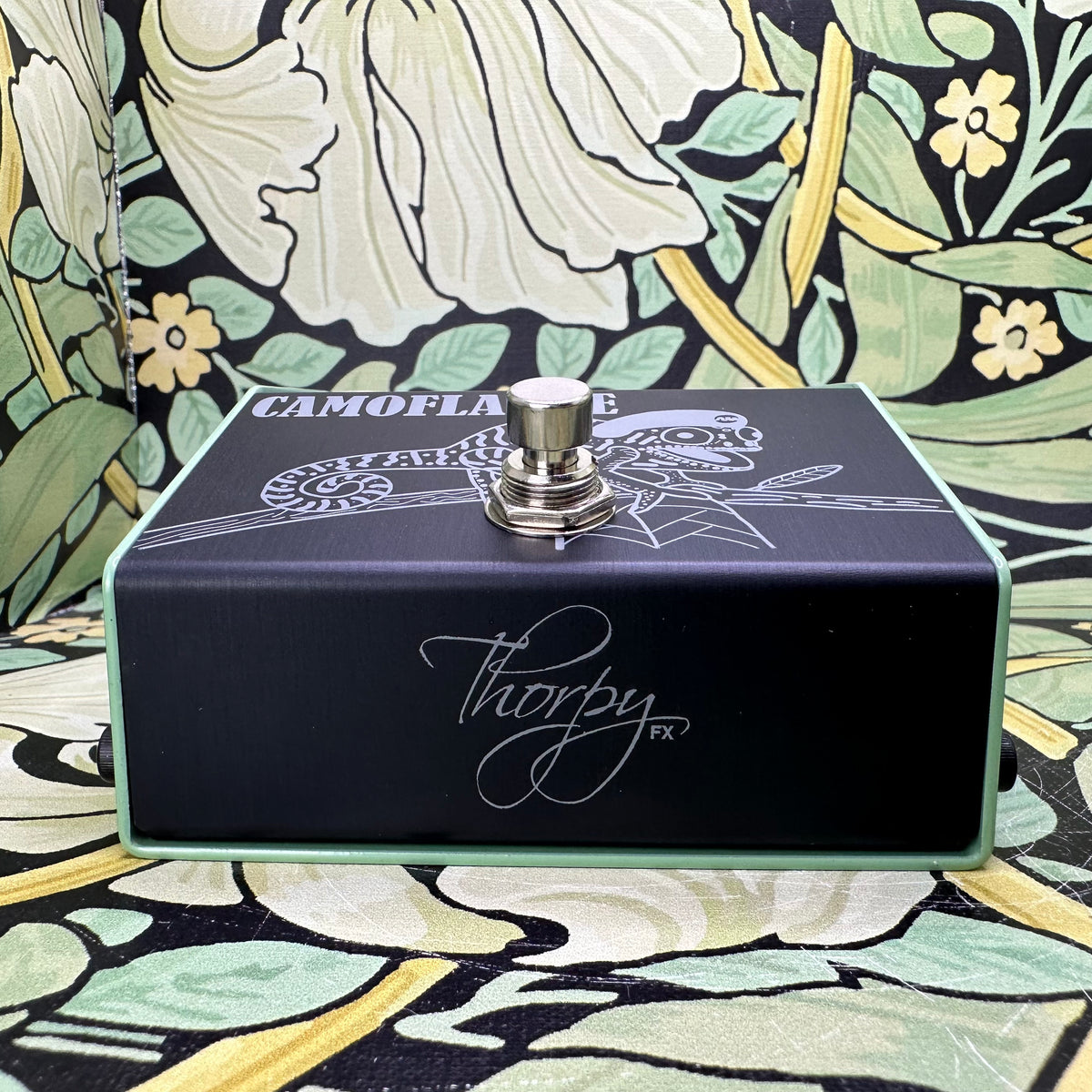 camoflange pedal ThorpyFX Camoflange MkII – eastside music supply