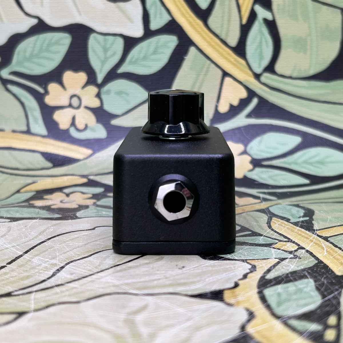 JHS Pedals Little Black Amp Box – eastside music supply