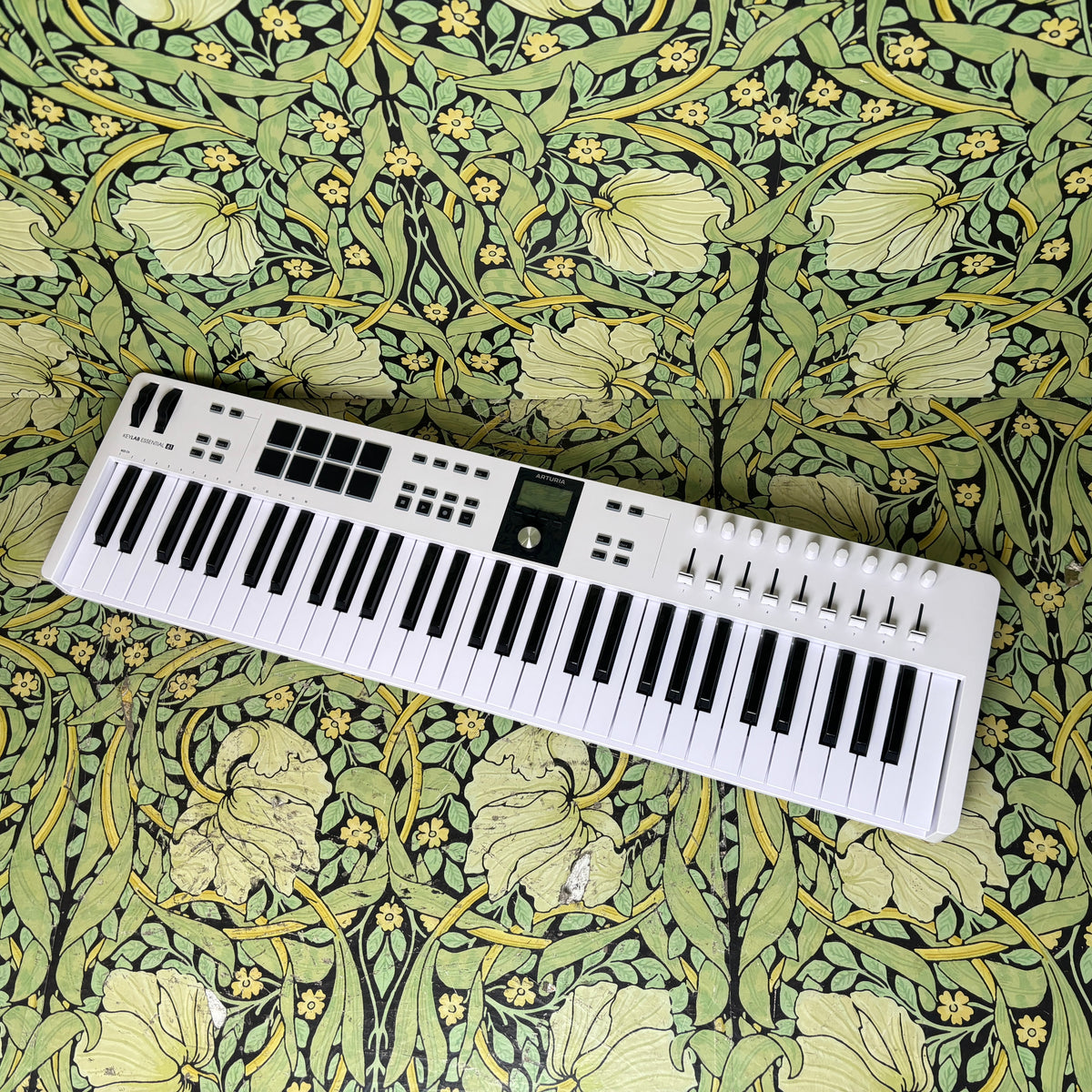 Arturia Keylab Essential 61 – eastside music supply
