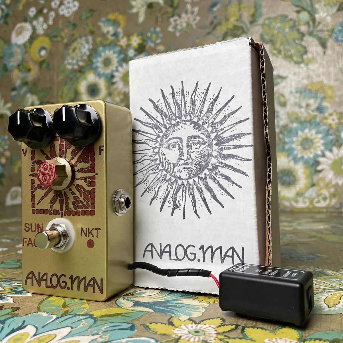 Analogman Sun Face NKT Red Dot Germanium Fuzz – eastside music supply
