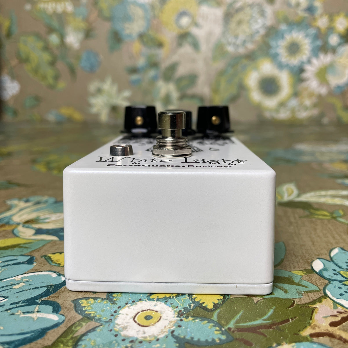 EarthQuakeDevice White Light 箱付き EarthQuakeDevice White Light