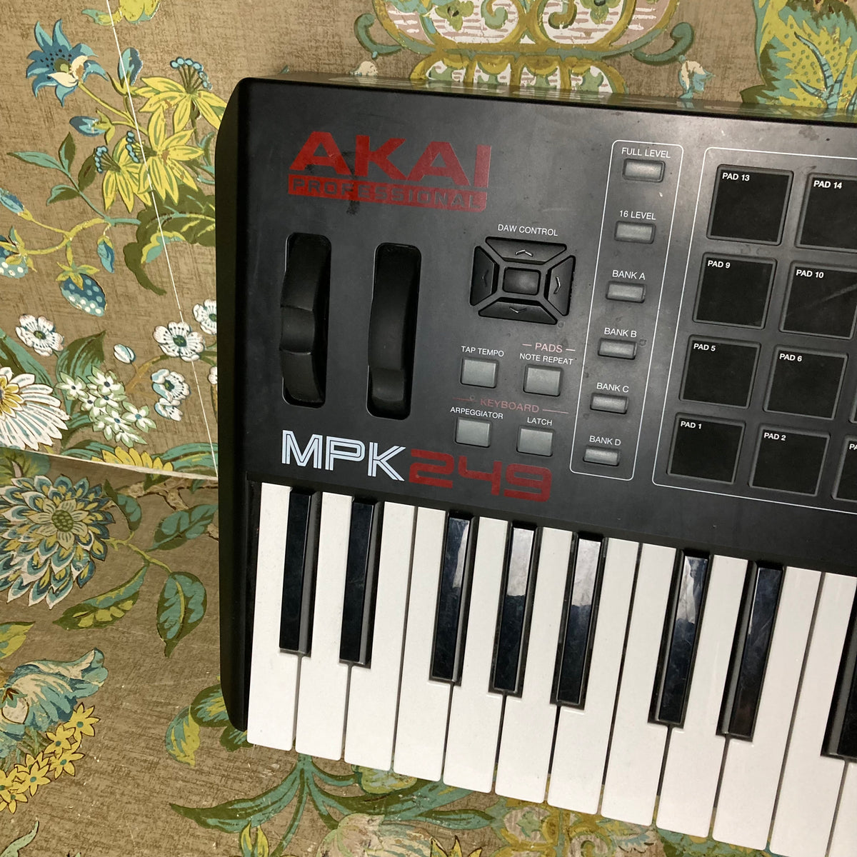 Akai MPK249 MIDI Keyboard Controller – eastside music supply