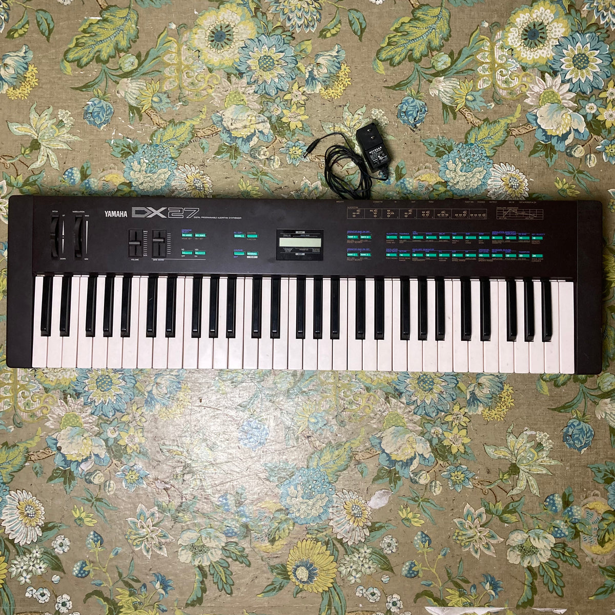 Yamaha DX27 61-Key Digital FM Synthesizer – eastside music supply Yamaha DX27 61-Key Digital FM Synthesizer – eastside music supply