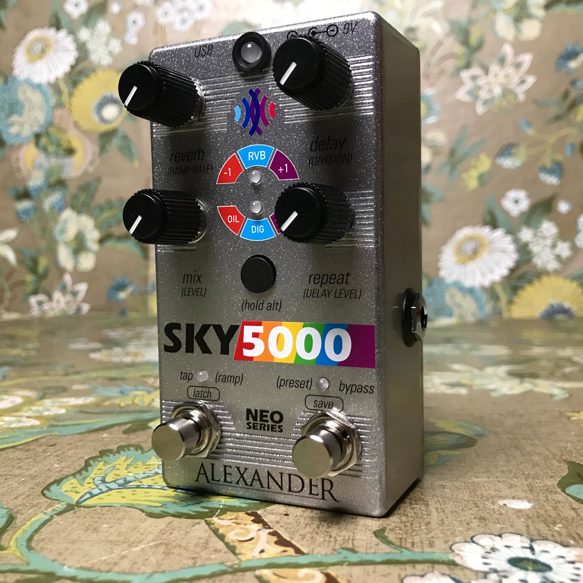 Alexander Pedals SKY5000 Reverb Delay Repeat Neo Series – eastside music supply