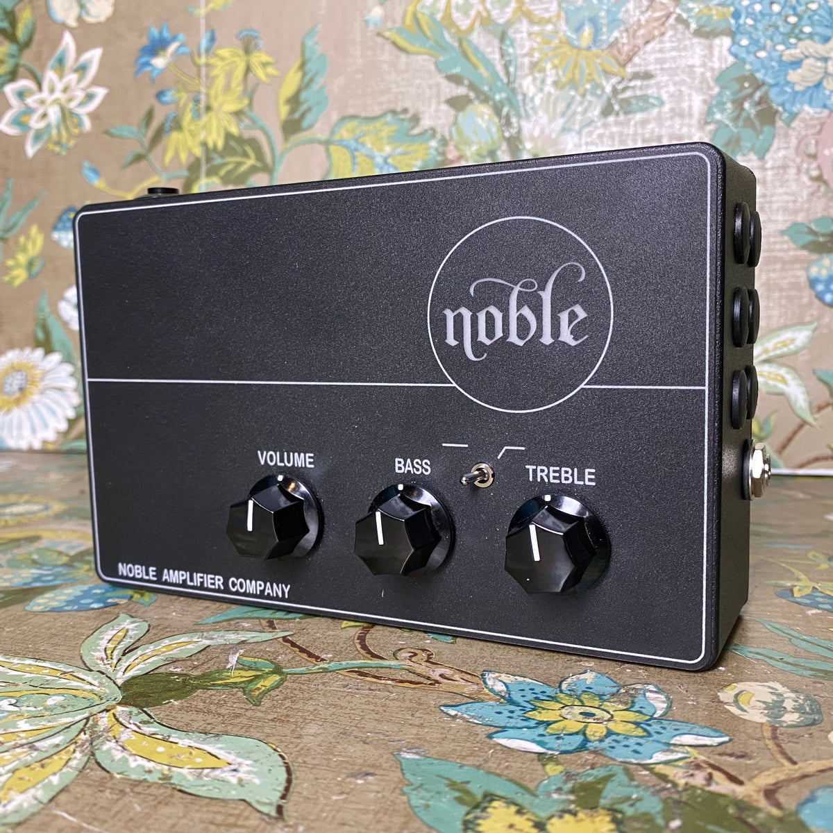 Noble Dual Vacuum Tube Preamp / DI – eastside music supply