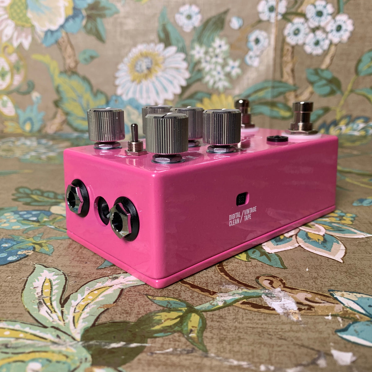 JHS Pedals Lucky Cat Digital/Tape Delay w/Tap Tempo – eastside