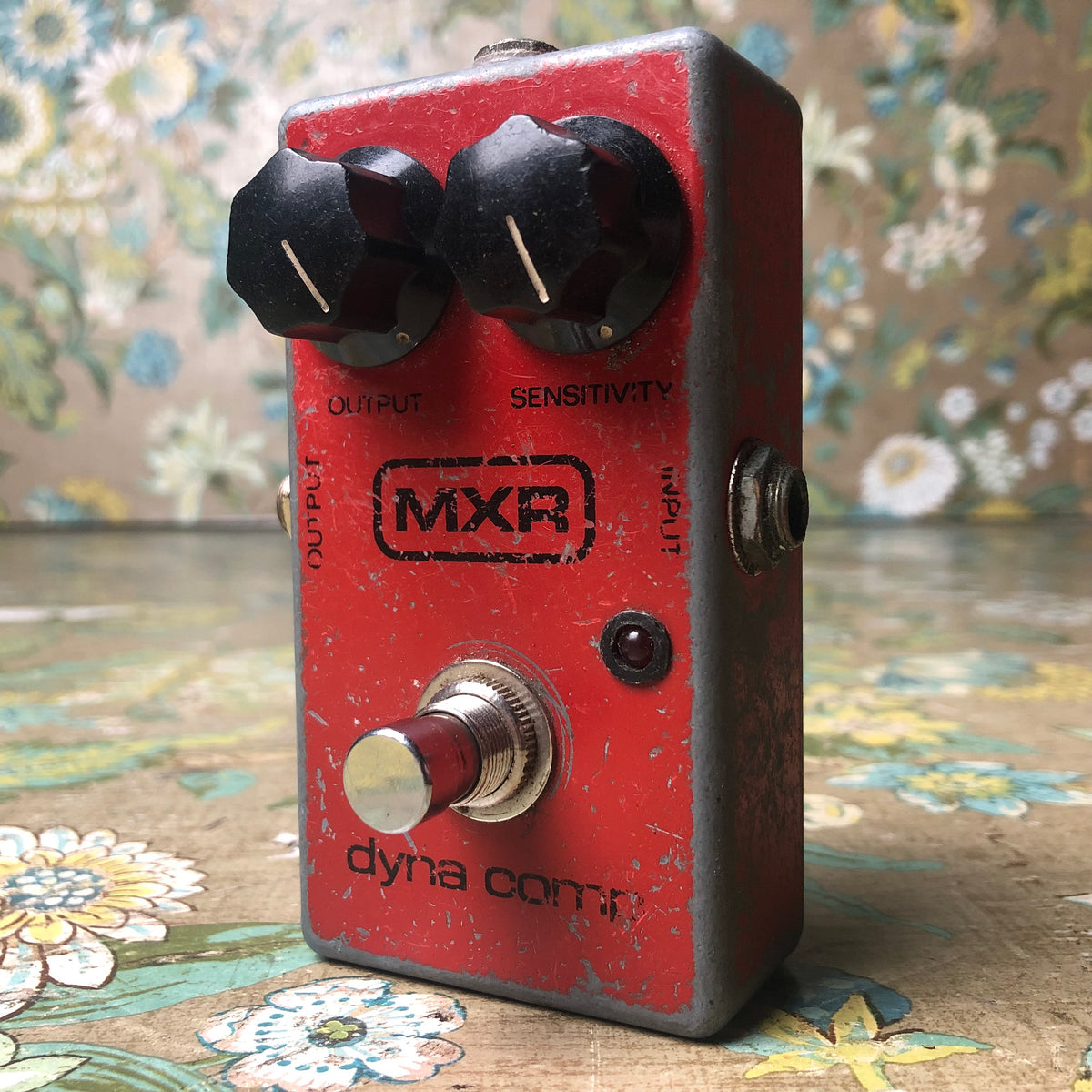 MXR Dyna Comp Vintage Block Letter – eastside music supply