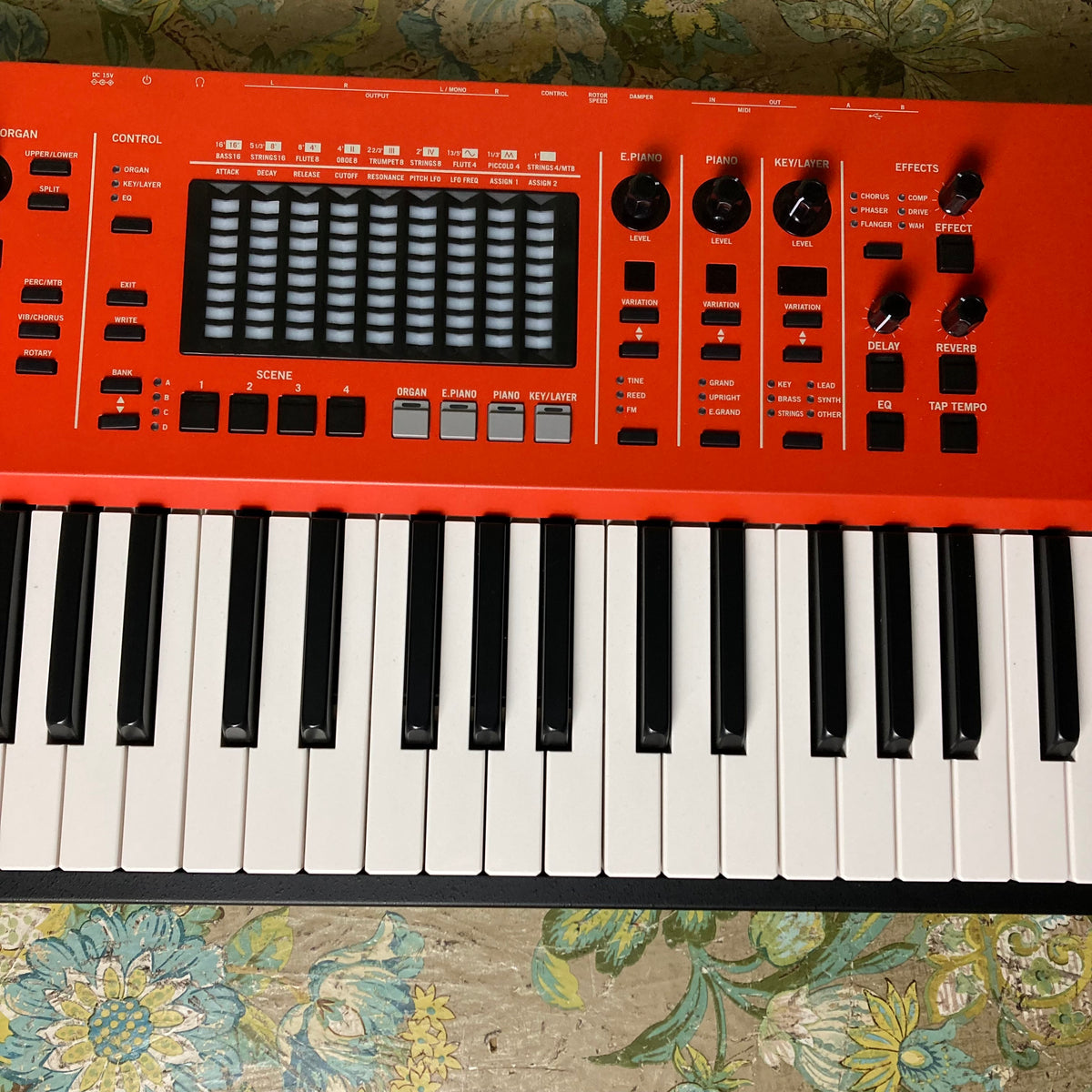 KORG VOX Continental 73 BK EXPペダル付き 値下げ