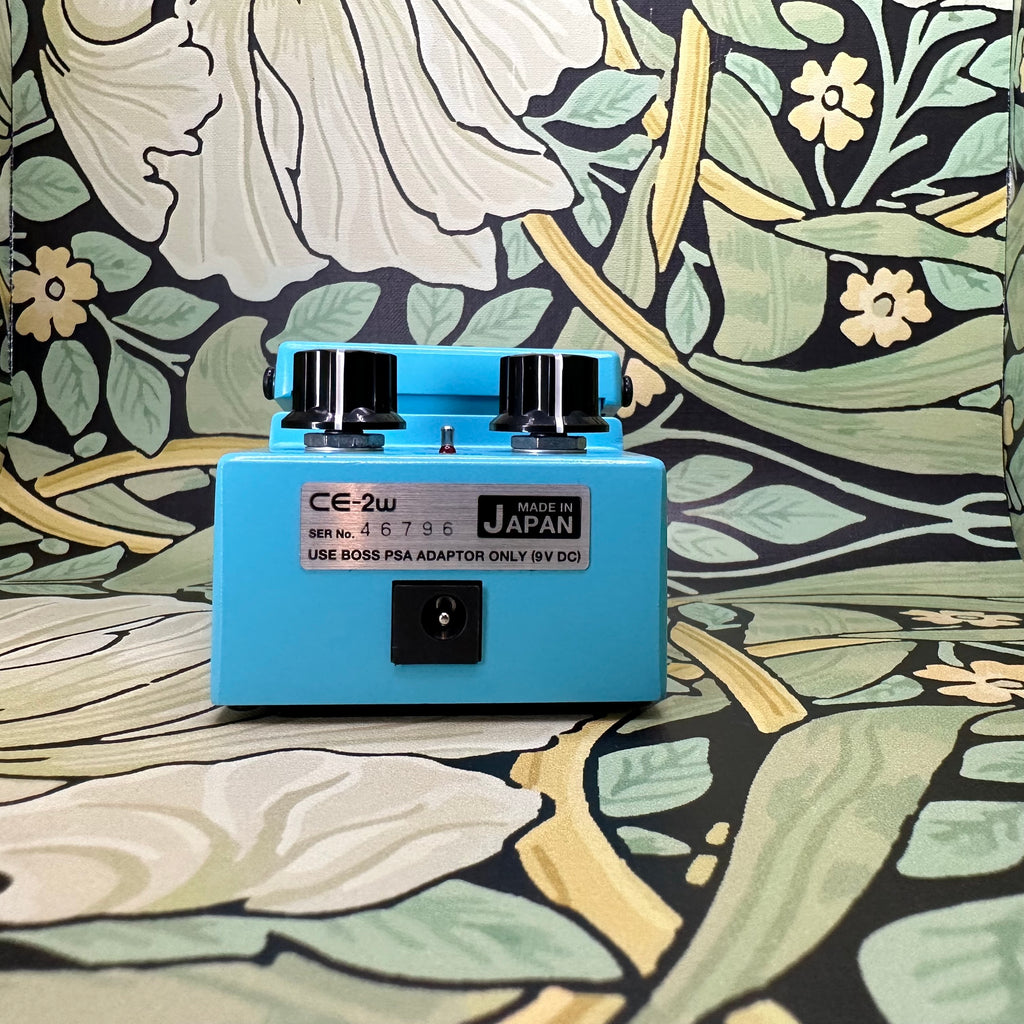 boss ce-2w waza craft chorus pedal Boss CE-2W Chorus Waza Craft Pedal