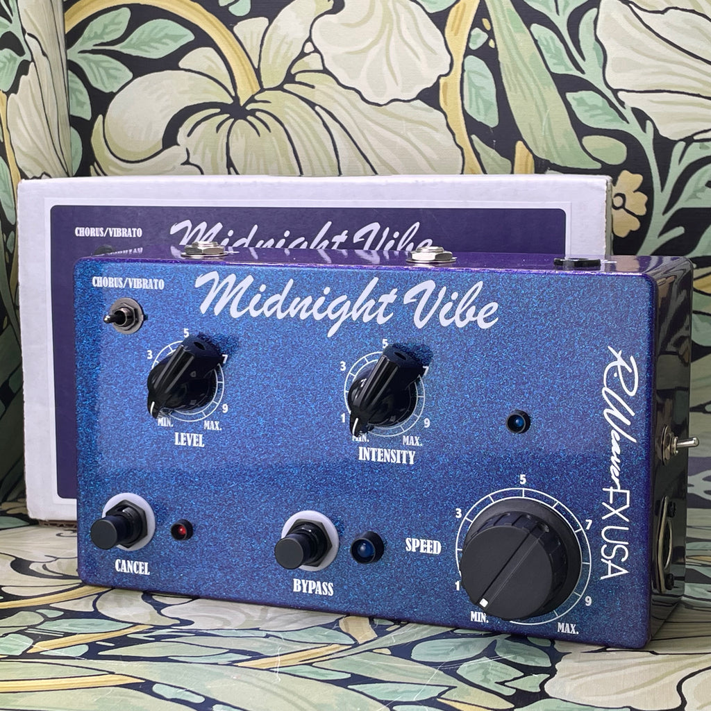 midnight vibe pedal R Weaver FX Midnight Vibe – eastside music supply