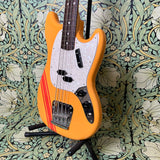 Fender Vintera II 70's Mustang Bass Competition Orange MIM 2024