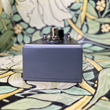Spaceman Effects Atlas IV: Preamp Booster - Grey