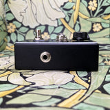Spaceman Effects Atlas IV: Preamp Booster - Black