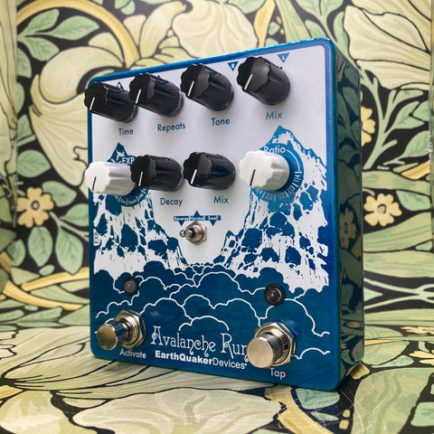 earthquaker avalanche run pedal EarthQuaker Devices Avalanche Run V2 – eastside music supply