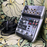 Behringer Xenyx Q502USB Mixer