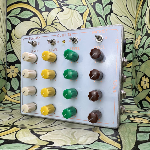 Pladask Elektrisk Mono Matrise V3 – eastside music supply