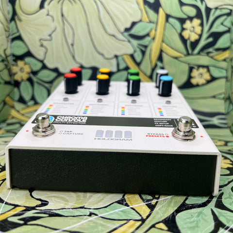 Hologram Electronics Chroma Console - Used – eastside music supply Hologram Electronics Chroma Console - Used – eastside music supply