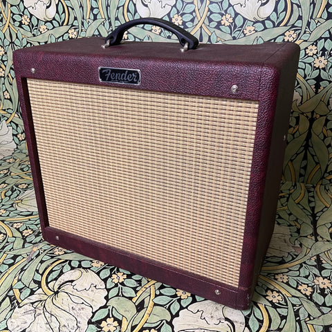 Fender Blues Jr. III FSR Limited Edition Oxblood 1x12 Combo Amp