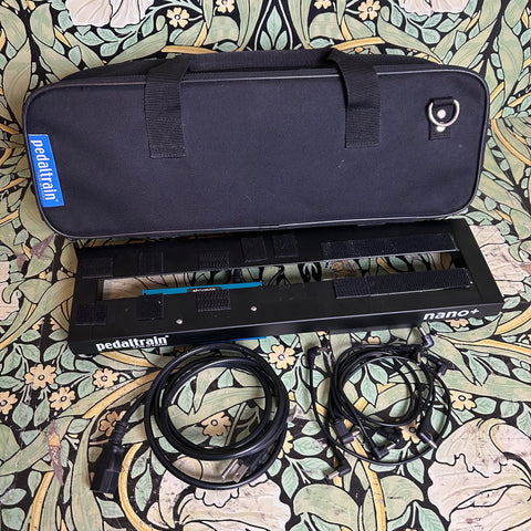 Pedaltrain Nano+ w/ Oaji R30 Power Supply