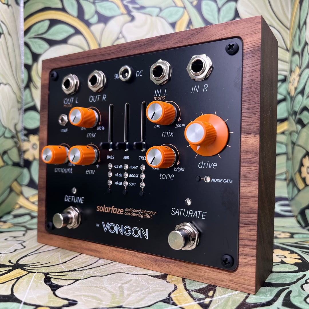 Hologram Electronics Chroma Console - Used – eastside music supply