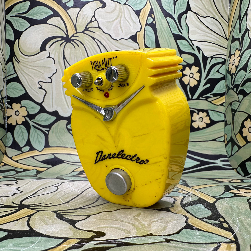 danelectro tremolo pedal Danelectro Tuna Melt Tremolo – eastside music supply