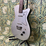 Danelectro '56 Vintage Baritone Silver Metal Flake