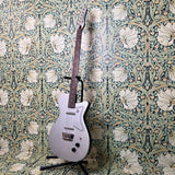 Danelectro '56 Vintage Baritone Silver Metal Flake